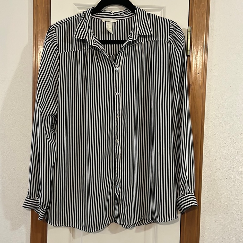 H&M button down size 12